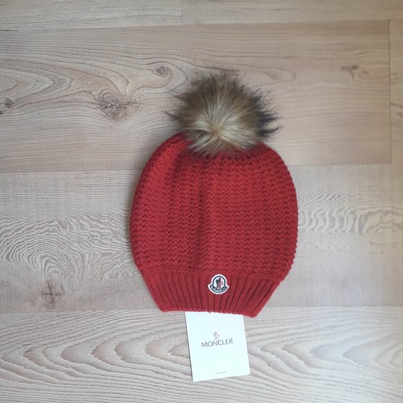red moncler beanie